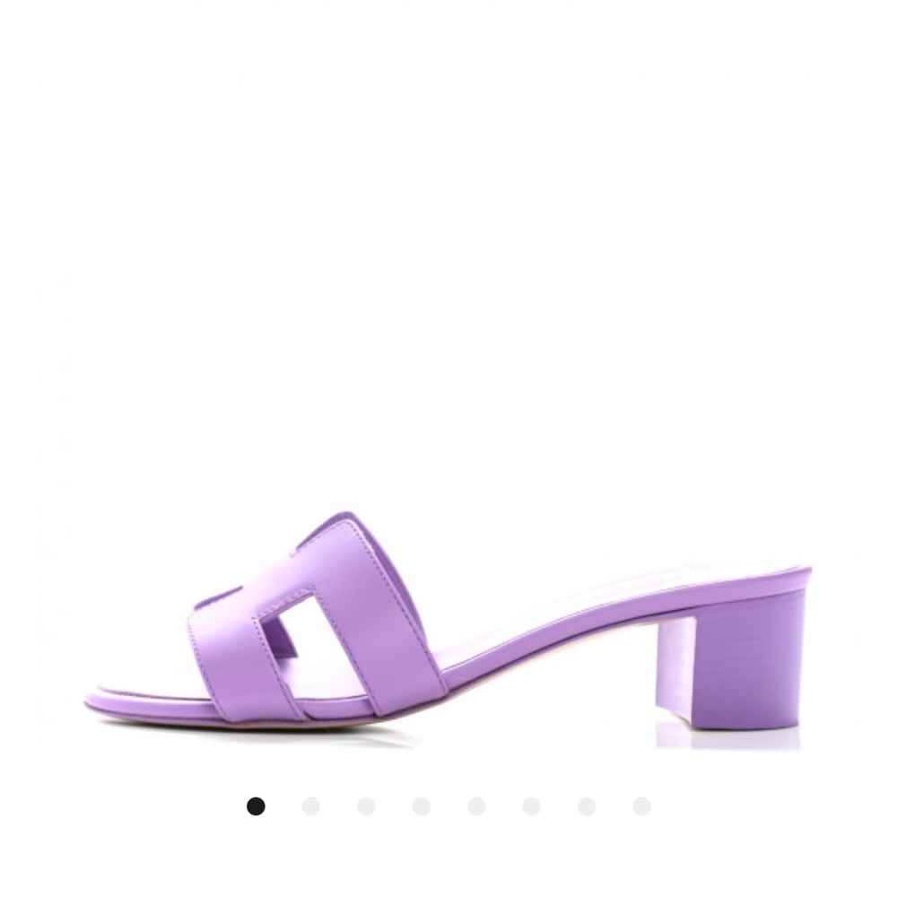 NWT Hermes Oasis Sandal violet